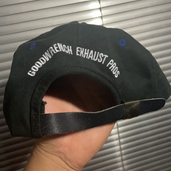 GM GOODWRENCH LEATHER SNAP BACK - Picture 2 of 2